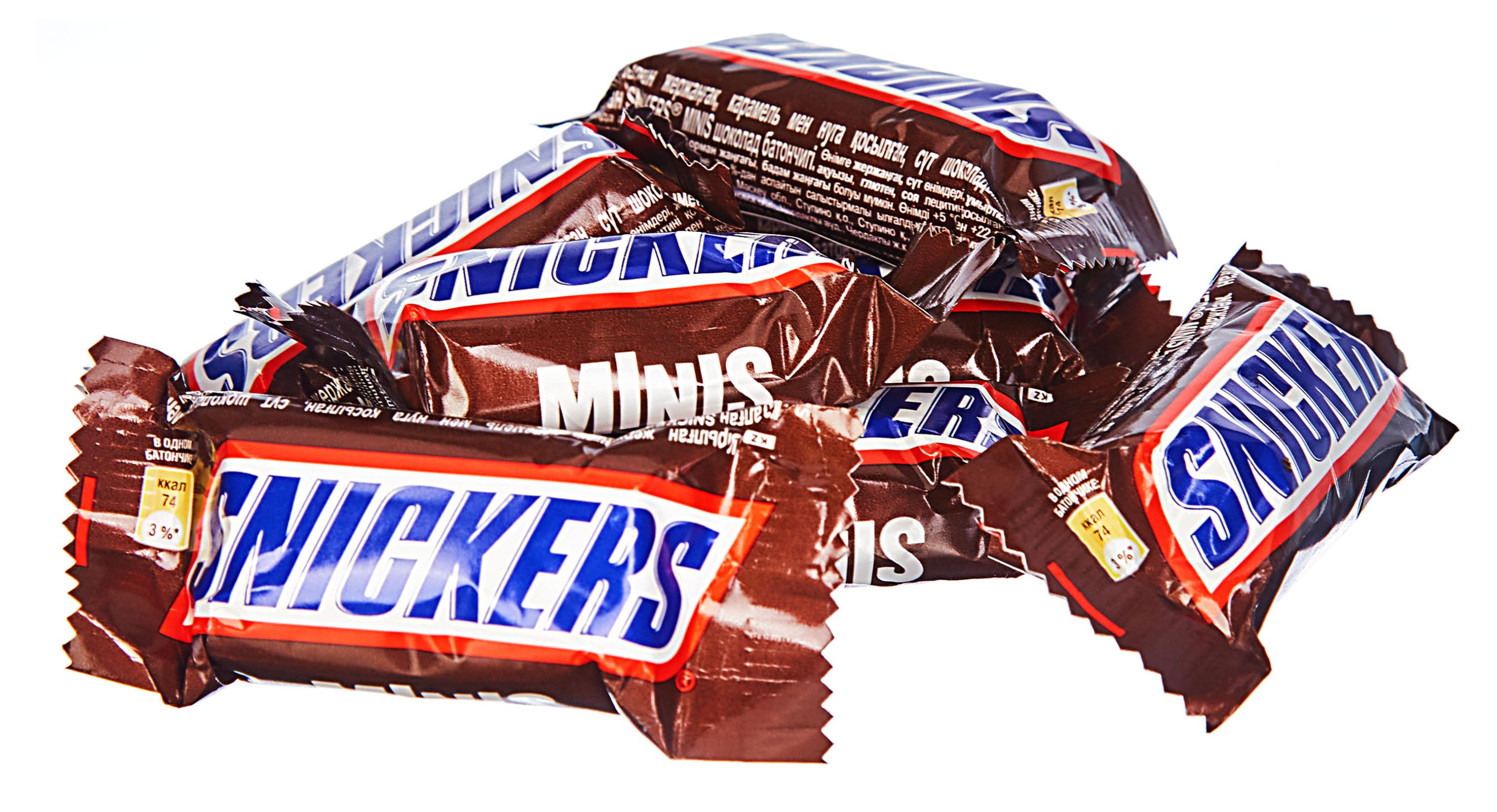 Конфеты шоколадные Snickers minis с карамелью арахисом и нугой, вес