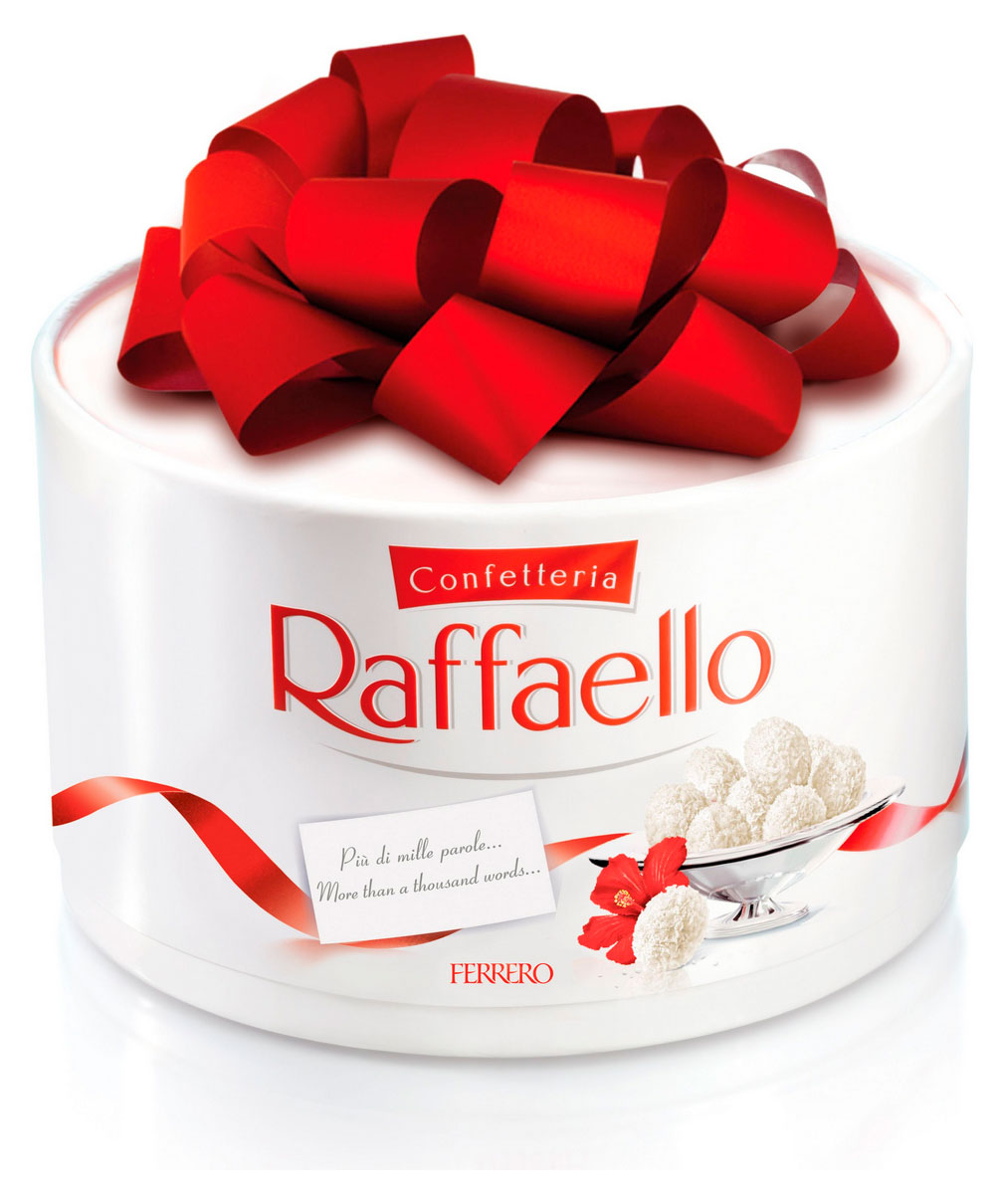 Конфеты RAFFAELLO с цельным миндальным орехом в кокосовой обсыпке, 200 г